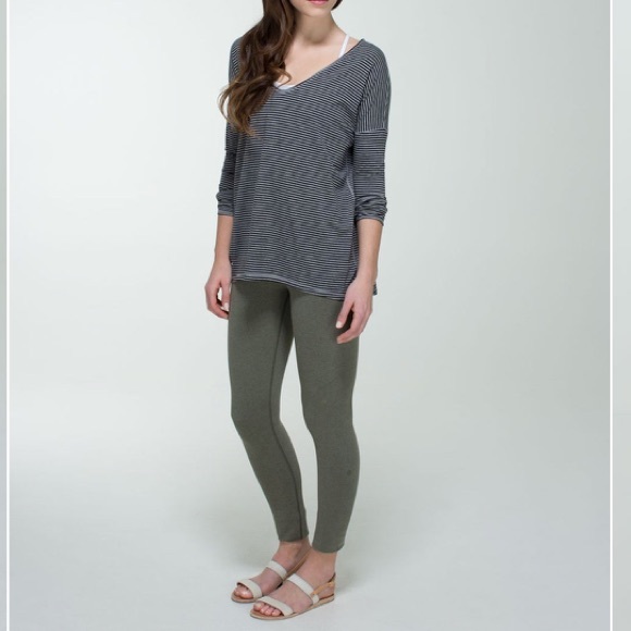 NEW • Lululemon • Wunder Under Pant Fatigue Green - Picture 4 of 8